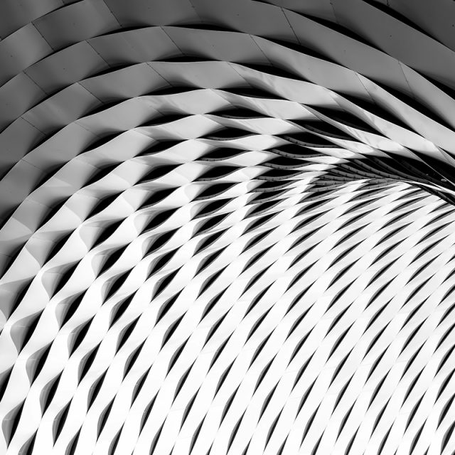 Mid-Career Development in the Engineering Sector
